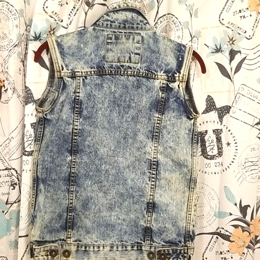 Retro Evolution in Design Denim Vest size Med - Picture 5 of 6